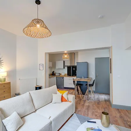 Le Balzac / Colbert - Bord De Loire * Tours