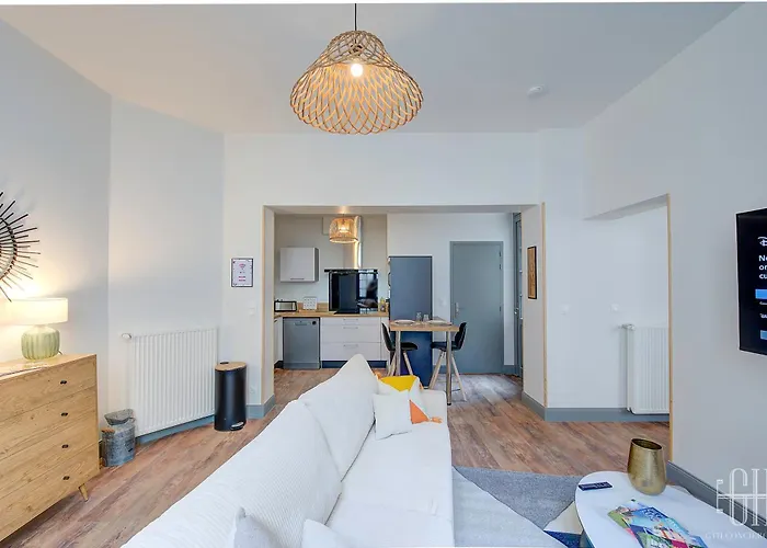 Le Balzac / Colbert - Bord De Loire 아파트