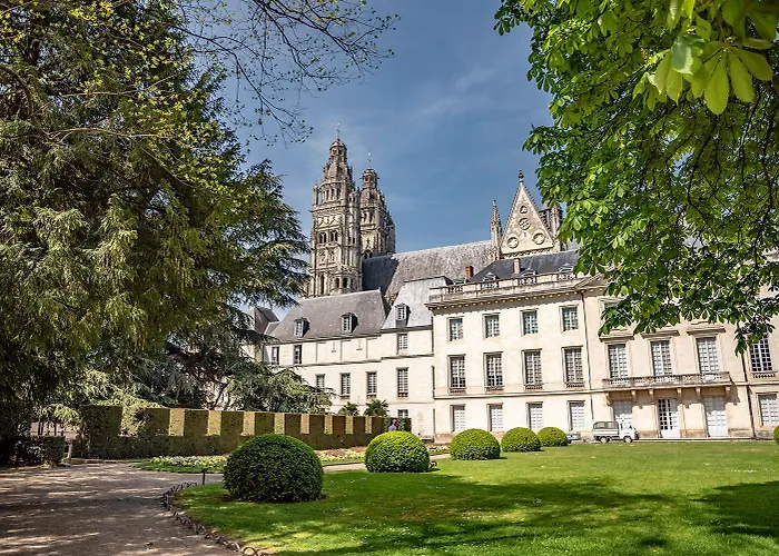 Le Balzac / Colbert - Bord De Loire 투르