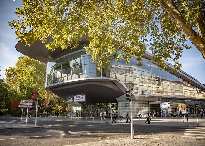 Le Balzac / Colbert - Bord De Loire *